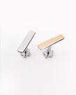 Piercing Labret Royale - Ouro 14k - Design Minimalista e Sutil Piercing Labret Royale - Ouro 14k - Design Minimalista e Sutil