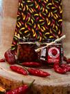 PIMENTA BIQUINHO TEMPERADA NO AZEITE 400g. Rosa Baiana Pimenta Artesanal Gourmet