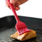 Pincel de Silicone Vermelho com Suporte para Culinária - 24cm