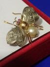Pingente Antigo Broche Borboleta Pérola 6.3 mm Pedras Brilhantes 27 mm x 22 mm mm Ouro Amarelo e Branco18 K P2.70