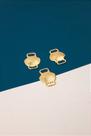 Pingente de Concha com 2 Saídas em Ouro 18k - 01 Unidade