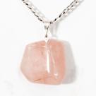 Pingente de Pedrinha Rolado de Quartzo Rosa Natural com Pino Prateado - Atacado