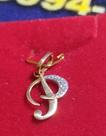 Pingente Letra P Letras Brilhantes Ouro 18 Kilates Amarelo e Branco Peso 0.50 Gramas 13 mm