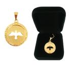 Pingente Medalha Divino Espírito Santo Vazado Religioso Semijoia Folheada a Ouro 18k