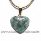 Pingente Mini Coração de Pedra Esmeralda Natural com Pino Dourado - Pacote com 5 Unidades