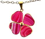 Pingente Trevo da Sorte em Ágata Rosa Natural com Banho Dourado - 10 Unidades