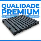 Piso Plástico Estrado Vazado 50x50 Antiderrapante Modular Piso Drenante Industrial Banheiro Lavanderia Área Externa Academia Cozinha PP Resistente Enc