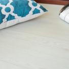 Piso Vinílico Oak Gray 22,86X 3,34 Unidade - Bege Claro Piso Vinílico Oak Gray 22,86X 3,34 Unidade - Bege Claro