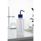 Pisseta Plástica 500ml Bico Curvo Graduada