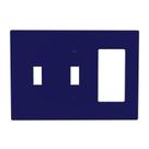 Placa de interruptor azul-marinho para 3 módulos: 2 teclas tipo alavanca e 1 GFCI