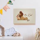 Placa Decorativa Leão Be Kind 30x40cm