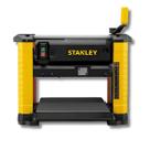 Plaina Elétrica Stanley Modelo STP18 220V - Stanley Plaina Elétrica Stanley Modelo STP18 220V - Stanley
