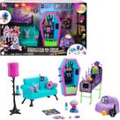 Playset Monster High Student Lounge com móveis e animais de estimação