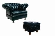 Poltrona Chesterfield Imperador + Puff Banqueta Quadrado Decorativo