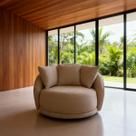 Poltrona Ibiza Orgânica Em Bouclé Off-Whitt e material sintético Caramelo Giratória 122cm Com Almofadas Premium