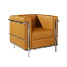 Poltrona Le Corbusier Inox em Sintético Caramelo Poltrona Le Corbusier Inox em Sintético Caramelo