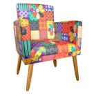 Poltrona Nina com Rodapé Decorativa Para Sala Quarto Recepção Suede Patchwork