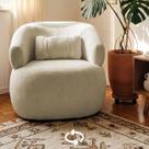 Poltrona Orgânica Giratória Chloe Decorativa com Almofada Plumante Bouclê Poltrona Orgânica Giratória Chloe Decorativa com Almofada Plumante Bouclê