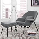Poltrona Womb Chair com Puff Base Preta Linho Cinza