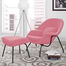 Poltrona Womb Chair com Puff Base Preta Linho Rosa
