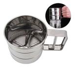 Polvilhador Inox Luxo Peneira Caneca Farinha Gatilho Tapioca