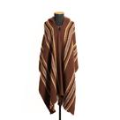 Poncho Equatoriano de Tear Manual em Lã de Ovelha Poncho Equatoriano de Tear Manual em Lã de Ovelha