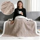 Poncho Xale Manta Luxo Pelúcia Dupla Quente Unissex Conforto e Estilo Premium Macia Cor:CafeTamanho:M