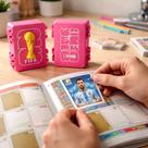 Porta Figurinha Copa Do Mundo Caixa Maleta Organizador - Rosa Porta Figurinha Copa Do Mundo Caixa Maleta Organizador - Rosa