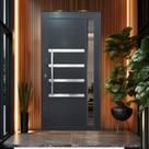 Porta Pivotante de Alumínio 210 X 100cm com Visor, Friso e Fechadura Digital Linha 30 Direita Porta Pivotante de Alumínio 210 X 100cm com Visor, Friso e Fechadura Digital Linha 30 Direita