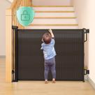 Portão retrátil para bebês Momcozy Auto Lock 33 cm de altura e 140 cm de largura