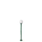 Poste de jardim com globo de vidro leitoso 1,20m p10/b10 em aço verde