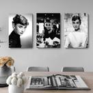 Pôster Audrey Hepburn preto e branco 40x60cm - 3 painéis
