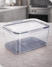 Pote Hermético Retangular com Escorredor Plasútil 4 Litros Transparente