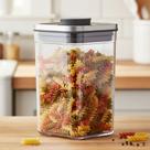 Pote Organizador de Alimentos 1L OXO Pop Steel Vedação Hermética Perfeita
