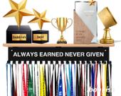 Prateleira de exibição de troféus e medalhas iBobbish White 40 cm com 20 ganchos Prateleira de exibição de troféus e medalhas iBobbish White 40 cm com 20 ganchos