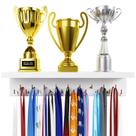 Prateleira de troféus EVERMORE Medal Hanger Display de madeira com ganchos