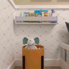 Prateleira Infantil de Livros e Decoração