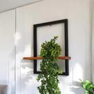 Prateleira Quadro Nicho Design Industrial em ferro e tábua envernizada quadrada de 1 madeira