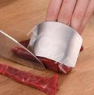 Protetor de Dedo em Aço Inoxidável com Anel de Segurança para Corte na Cozinha Fatiador Legumes Frutas Carnes Acessório Anti Cortes Proteção Dedos Protetor de Dedo em Aço Inoxidável com Anel de Segurança para Corte na Cozinha Fatiador Legumes Frutas Carnes Acessório Anti Cortes Proteção Dedos