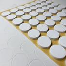 Protetores de Feltro em Espuma AMHOME Mini Autoadesivos 15 mm Branco 96 un.
