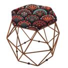 Puff Aramado Bronze Assento Hexagonal Suede Mandala preto - SA Móveis