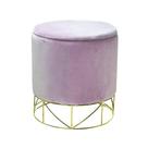 Puff baú em veludo lavanda com base dourada