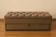 Puff Baú Gaveteiro 120x40x45cm Cor Cappuccino Sob Medida Veludo Liso Puff Baú Gaveteiro 120x40x45cm Cor Cappuccino Sob Medida Veludo Liso