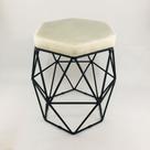Puff Decorativo Aramado Preto Bege Suede Hexâgono Geométrico Puff Decorativo Aramado Preto Bege Suede Hexâgono Geométrico