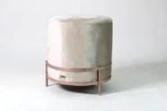 Puff Decorativo Atenas Para escritório/recepção/casa Suede Nude Super Luxo