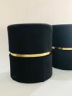 Puff decorativo para sala de estar quarto escritório com cinta - Preto Suede