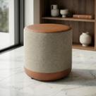 Puff Decorativo Redondo Em Linho Bege C/ Couro Premium Luxo