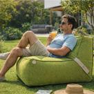 Puff Flutuante Good Pufes Levv Outdoor Impermeável para Piscina e Jardim Enchimento Pérolas EPS 3mm Resistente UV Pet Friendly Conforto Premium Puff Flutuante Good Pufes Levv Outdoor Impermeável para Piscina e Jardim Enchimento Pérolas EPS 3mm Resistente UV Pet Friendly Conforto Premium