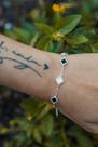 Pulseira 5 trevos em prata 925 legitima trevos em madreperola e preto cravejados Zirconias Pulseira 5 trevos em prata 925 legitima trevos em madreperola e preto cravejados Zirconias