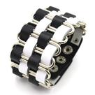 Pulseira de couro preto e branco com elos de corrente prateados